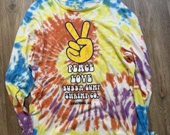 Mens Size M Tye Dye Long Sleeve Peace, Love, Bubba Gump Shrimp Co. Shirt