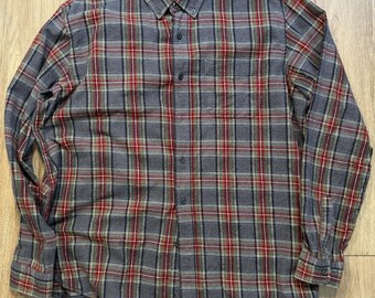 Mens Size Extra Large Grey & Red Plaid L.L. Bean Flannel Shirt