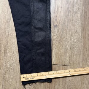 Pantalones de mujer Hudson Biker negros de talle alto, 26x21, cropped, estilo grunge y atrevidos. imagen 8