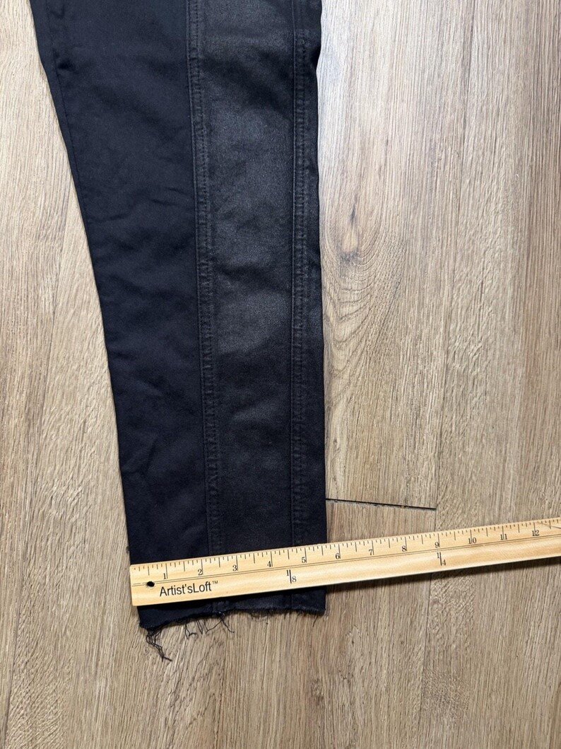 Pantalones de mujer Hudson Biker negros de talle alto, 26x21, cropped, estilo grunge y atrevidos. imagen 8