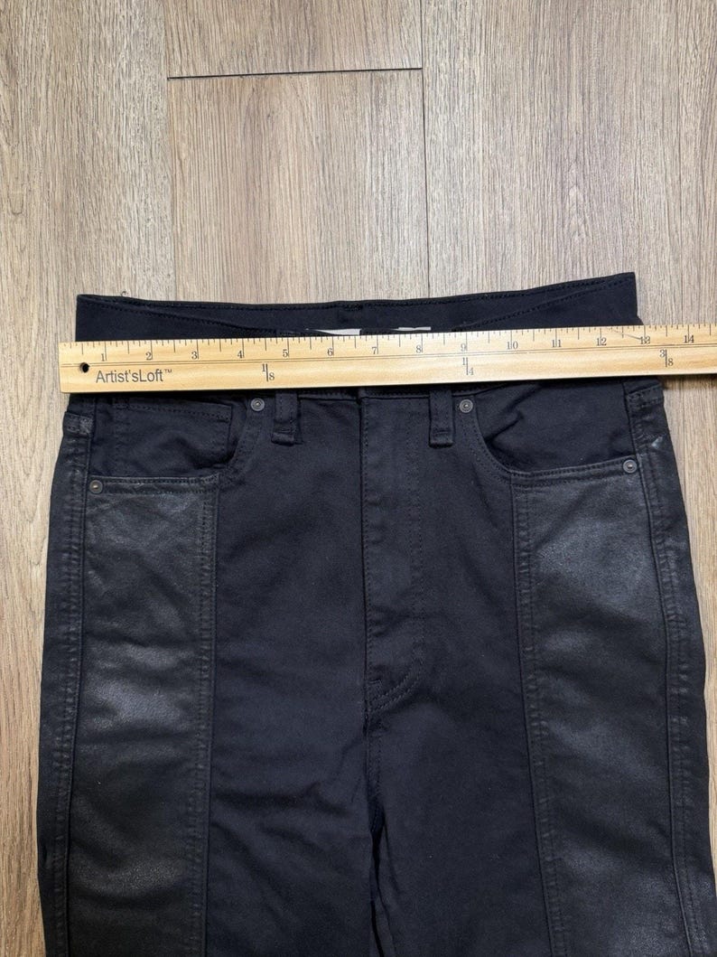 Pantalones de mujer Hudson Biker negros de talle alto, 26x21, cropped, estilo grunge y atrevidos. imagen 5