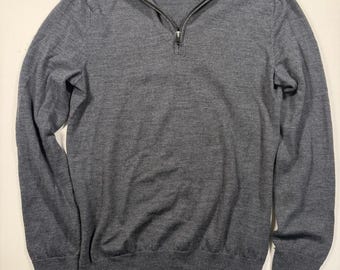 Men’s Size Small Dark Gray Slim Fit Super Fine Moreno Wool Pullover Gap Sweater