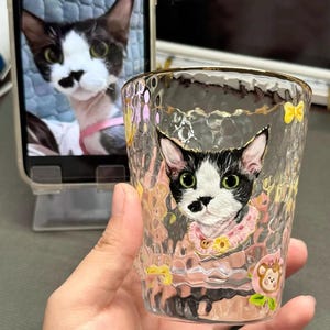 Copo de vidro personalizado com retrato de animal de estimação pintado à mão – Copo memorial personalizado para cães e gatos – Presente de formatura – Presente para casamentos – Presente para o Dia dos Pais