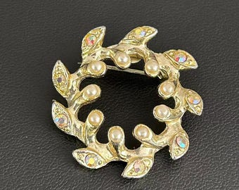 Vintage Gold Tone Wreath Brooch Faux Pearl Aurora Borealis Pin