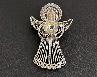ヴィンテージジュエリー 透かし彫り天使ブローチ シルバートーン 守護天使ピン 宗教的な贈り物