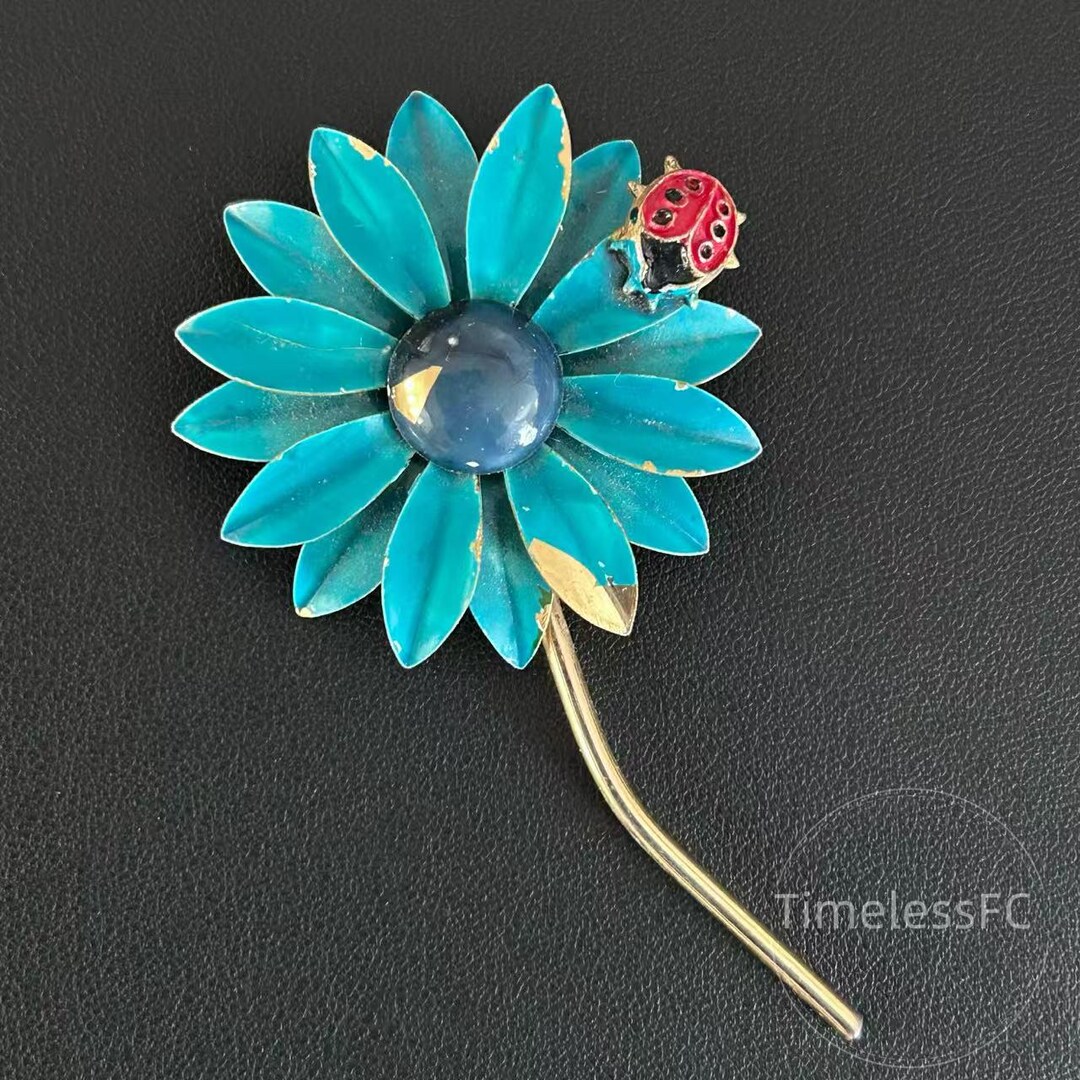 Vintage Signed Weiss Blue Enamel Daisy Flower and Red Ladybug Brooch ...