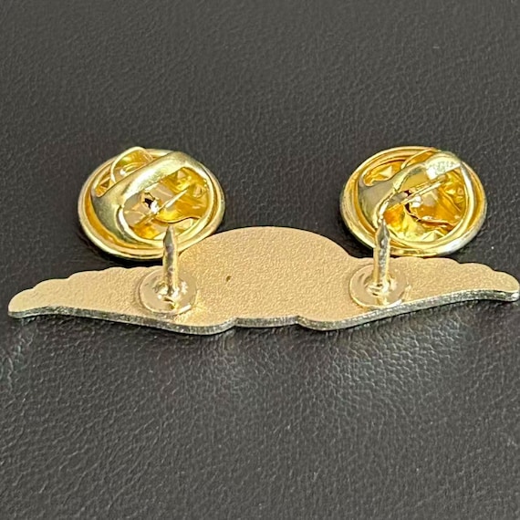 Vintage Jewelry Adventist World Aviation AWA Winged Pilot Lapel
