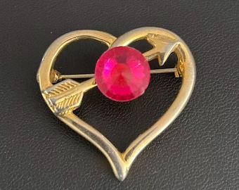 Vintage Pink Acrylic Rhinestone Heart And Arrow Brooch Gold Tone Pin