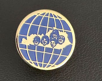 Vintage Kentucky Headhunters Band Pin 1991 Music Globe Lapel Tack