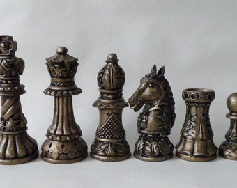 Medium Ornate  LATEX CHESS MOULDS/Molds (9)