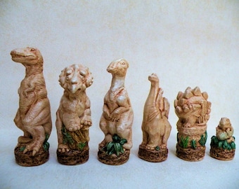 Prehistoric LATEX CHESS MOULDS (9)