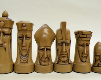 Large Gothic Heads  LATEX CHESS MOULDS/Molds (9)