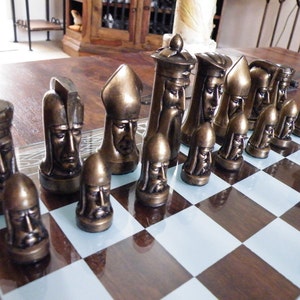 Gothic Heads Medium LATEX CHESS MOULDS/Molds (9)