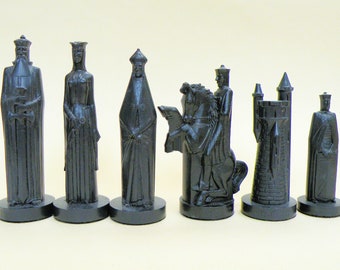 Gothic statues LATEX CHESS MOULDS/Molds (set of 9)