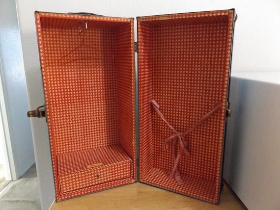 Vintage Cass Toys Mfg. Metal Doll Suitcase / Steamer Trunk