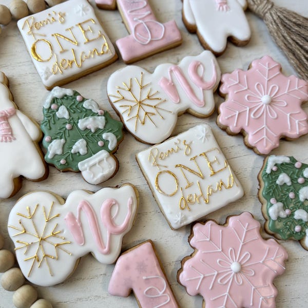 winter ONEderland decorated sugar cookies, winter ONEderland cookies, ONEderland party favors, 1st birthday sugar cookies