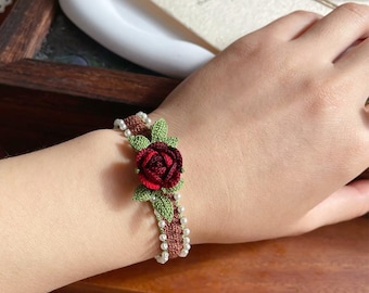 Rozenarmband, handgebreide gehaakte bloemenarmband met parels, handgemaakt accessoire, cadeau voor vrouwen