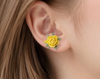 Handgebreide oorbellen met gele rozen, gehaakte bloemaccessoires, natuurlijke handgemaakte sieraden, cadeaus voor Moederdag, cadeaus voor vrouwen, op maat gemaakt, op bestelling gemaakt.