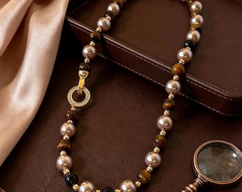 Maillard tijgeroog parelketting, bruine kralenketting, vintage geïnspireerde parelketting, elegante goudkleurige ketting als cadeau