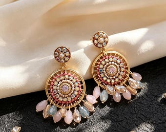Boho roze oorbellen met kristallen kwastjes, vintage gouden hangende oorbellen, opvallende oorbellen, elegant cadeau voor haar, feestelijke sieraden
