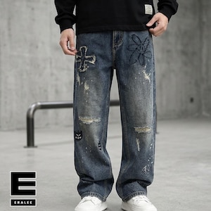 Patchwork Denim Jeans | Ripped Distressed Straight Design | Daily Wear | Y2K Streetwear Style

Patchwork denim jeans with ripped distressed details and straight leg fit, styled for streetwear outfits, casual looks, and everyday fashion.