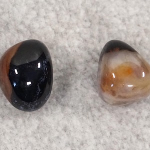 Sardonyx Tumbled Crystals, Set of 2 Medium