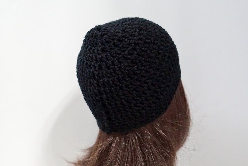 Black Crochet Beanie, Medium Weight Unisex Black Beanie image 3