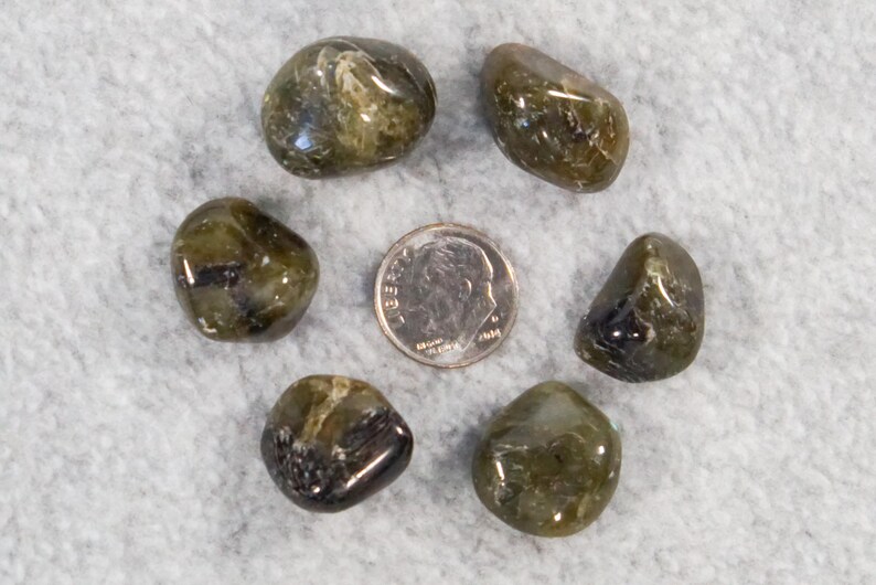 Spectrolite Tumbled Labradorite Tumbled Crystals, Set of 6 Small, Spectrolite - Etsy