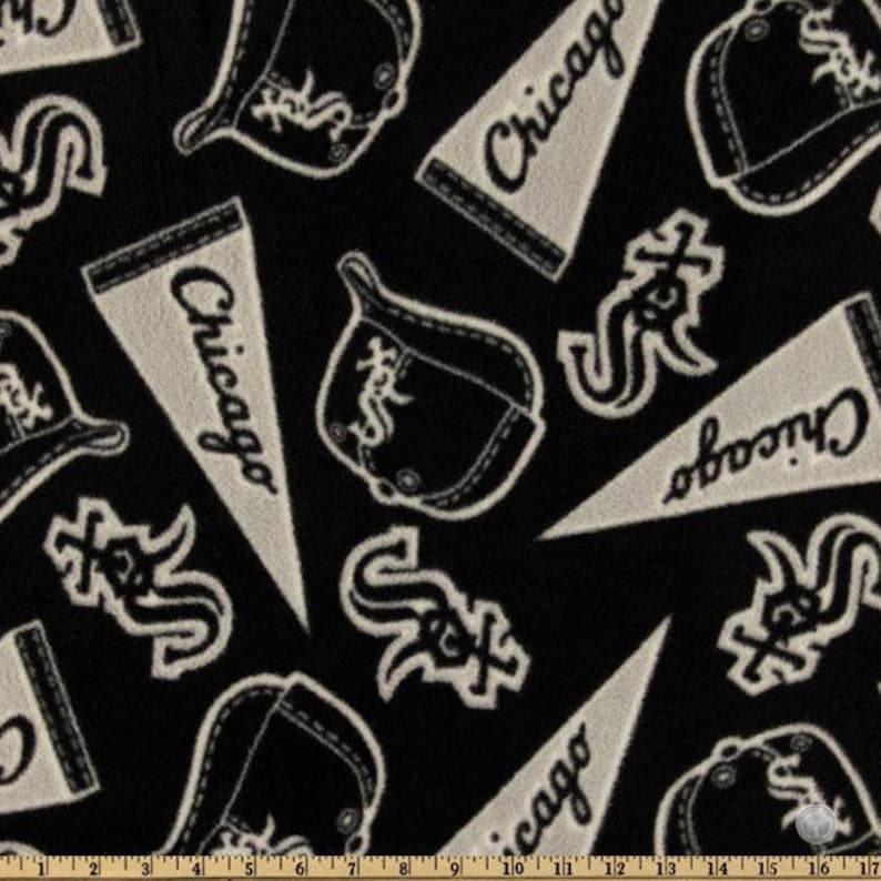 MLB Chicago White Sox Fleece Fabric by the Yard 6527 D image 2