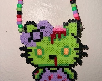 Colar Perler da Hello Kitty Zumbi