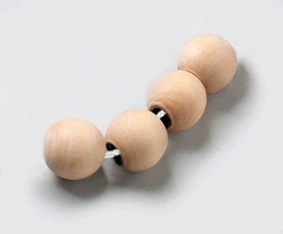 grasping beads montessori