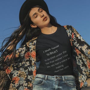 Pearl Hart Zitat, ich werde niemals einreichen, Frauenrechte Shirt, Pearl Hart Shirt, Frauenrechte, Menschenrechte, Geschenk für sie, feministisches Geschenk