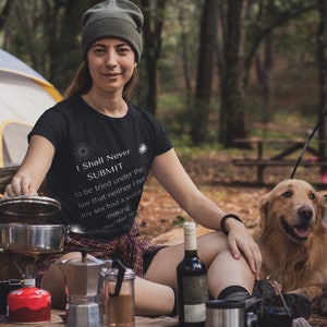 Widerstand, widerstehen Shirt, widerstehen Tshirt, Pearl Hart, feministisches Shirt, feministisches Zitat, feministisches T-Shirt, Frauenrechte-T-Shirt, Frauenrechte-T-Stück Bild 2