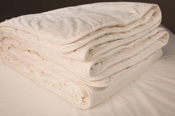Australian Wool & Mulberry Silk Filled - Queen. 400gsm - Medium Weight / All Season - Naturally Organic Comfort. Duvet Insert or Comforter.