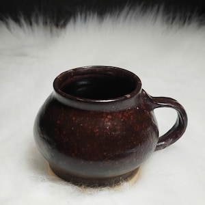 Handgemachte Keramiktasse - Kaffeetasse aus rotem Steingut - Geschenk für afghanische Keramik