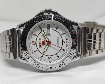Orologio da uomo vintage Seiko 5 automatico, quadrante bianco, prodotto in Giappone