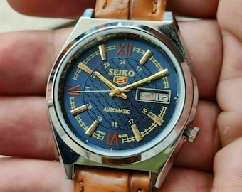 Vintage Seiko 5 Automatic Movement No-6309 Day/Date Stainless Steel Men's wrist Watch Japan Made