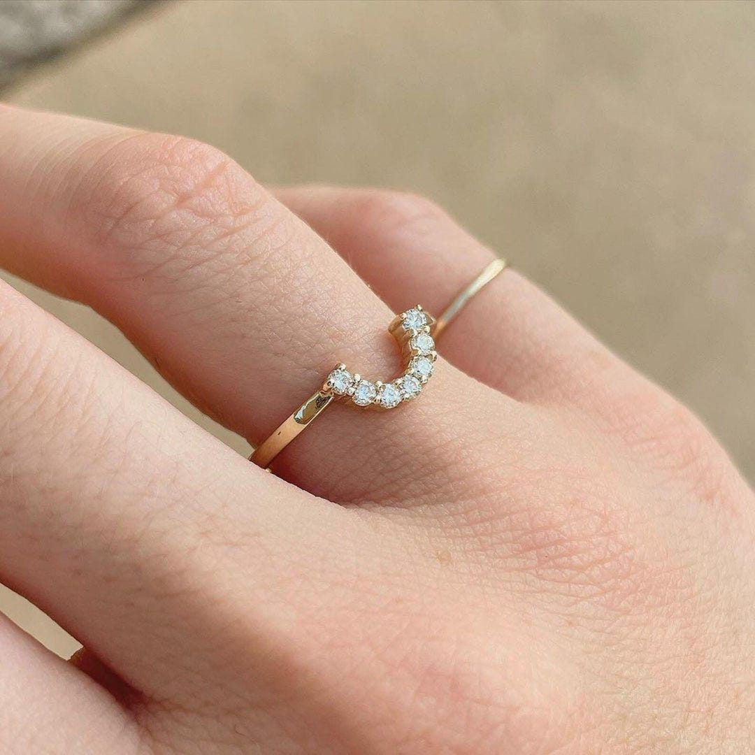 Round Cut Moissanite Wedding Band 14K Solid Gold Eternity Curved Band ...