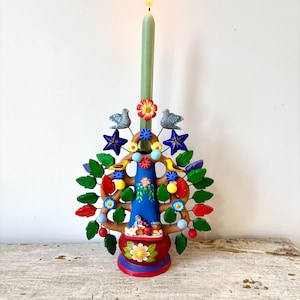 Vintage mexikansk ljusstake med livets träd – handmålad folkkonst – Árbol de la Vida från 1970-talet