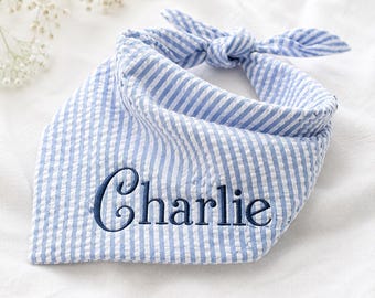 Seersucker Hundehalstuch, bestickter Haustier Name Seersucker, Hunde Geschenk, Katzengeschenk, individuelles Haustier Accessoire
