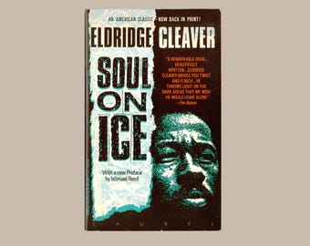 Soul on Ice. Eldridge Cleaver Autobiography. Preface by Ishmael Reed. Black Studies. 1992 Paperback.