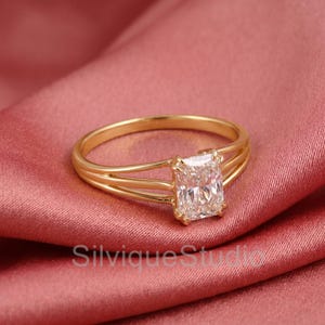 14KT Solid Gold Lab Grown Diamond Rings - Split Shank Engagement Ring - Bridal Jewelry Gift for Her - IGI Certified