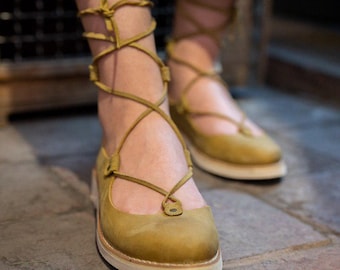 Bailarinas Giwa hechas a mano en piel sintética | Con cordones en el tobillo | Suaves, ligeras y de estilo único