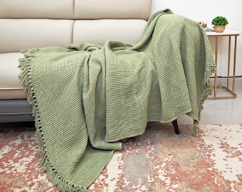 Jeté gaufré vert sauge | Jeté de canapé en coton doux | tissée à la ferme | Jeté de lit léger et douillet