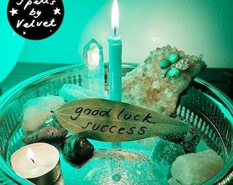 Rituale di accensione delle candele per aumentare la fortuna e il successo