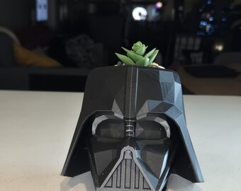 Darth Vaser – Low-Poly Planter for True Plant Lords
