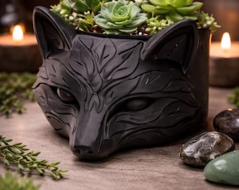 Fox Succulent Planter, Black Celtic Flowerpot, Shelf Display, Nature Lover Gift, Small Indoor Holder
