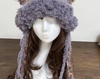 ラベンダーの田舎風猫耳ぬいぐるみ帽子 | ふわふわの紫のタッセルヘッドバンド、質感のあるディテール