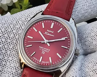 Reloj de pulsera vintage HMT Kohinoor de cuerda manual para hombre, de acero, con fondo transparente y 17 joyas.