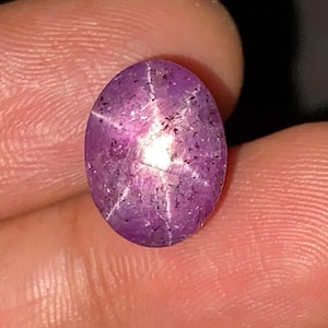 Naturlig röd stjärnrubin cabochon 6-strålande stjärnrubin 13,60x10,40x7,90 mm 14,50 ct
